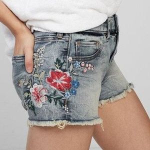 EXPRESS embroidered Jean shorts
